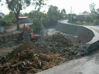 Radier de la ravine des Cabris