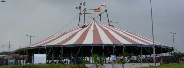 Chapiteau du cirque Raluy