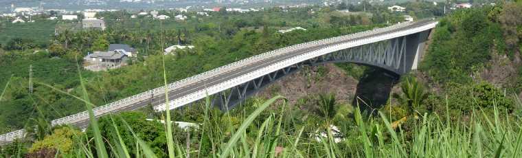 Pont sur le Bras de la Plaine