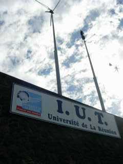 Eoliennes  l'IUT de Terre Sainte