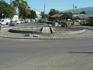 Rond-point rue Lonus Bnard