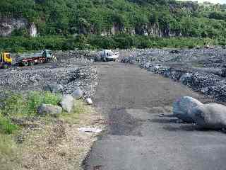 Traverse du radier du Ouaki, nouvelle route mai 2009