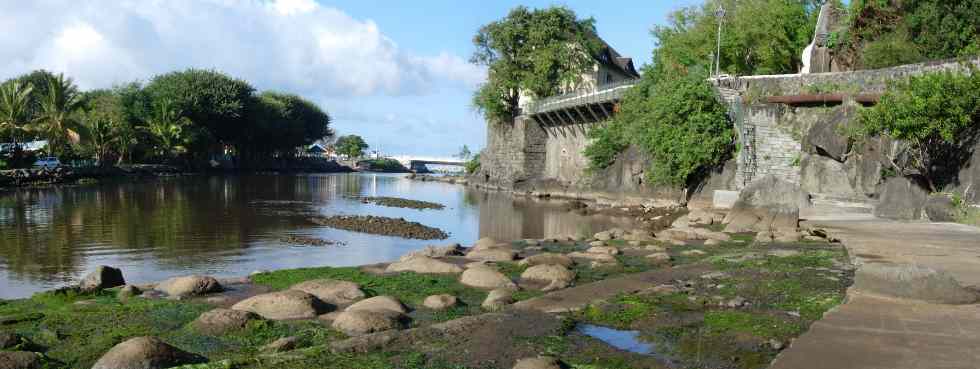 Embouchure de la rivire d'Abord et Maison Roussin