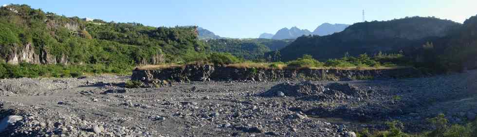 Radier du Ouaki, Bras de Cilaos