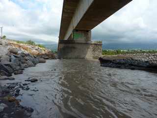 Rivire St-Etienne aprs le passage du Cyclone Dumile - 13 janvier 2013-