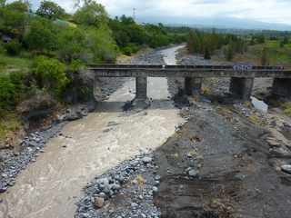 Cyclone Dumile - Janvier 2013 - Vieux pont de la Rivire St-Etienne