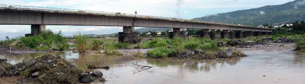 Rivire St-Etienne en crue