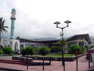 St-Louis, march couvert et mosque