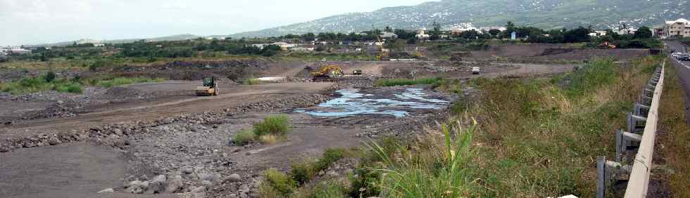 Travaux dans le lit de la rivire St-Etienne