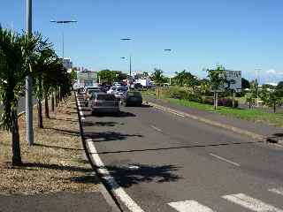 Embouteillages vers le rond-point Mac'Do