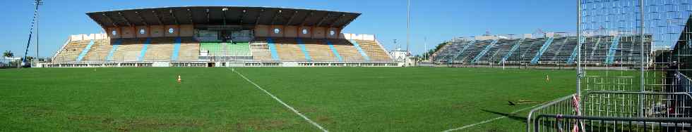 Stade Volnay, tribunes sud et ouest