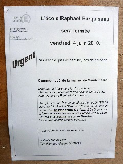 Fermeture de l'Ecole Raphal-Barquissau de St-Pierre le 4 juin 2010