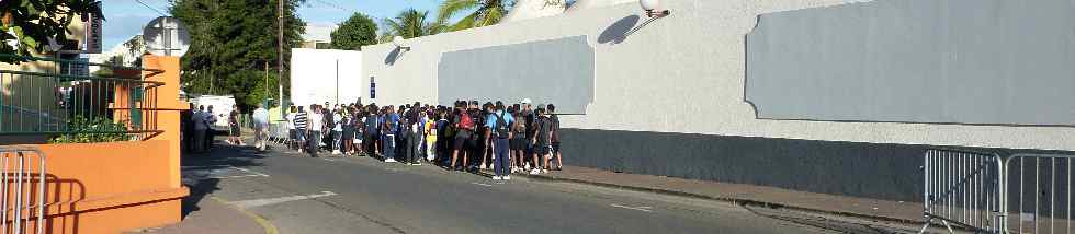 Entre par la rue des Bons-Enfants - Stade Volnay