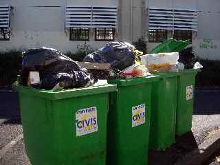 Poubelles rue du Pre Raimbault