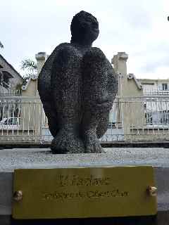 L'esclave, statue de Gilbert Clain