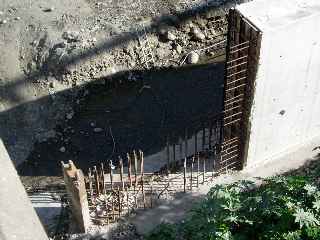 Rivire Saint-Etienne - Travaux de confortation des berges