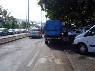 Piste cyclable sur le boulevard Hubert-Delisle