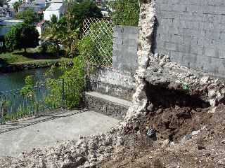 Escalier vers la rivire d'Abord