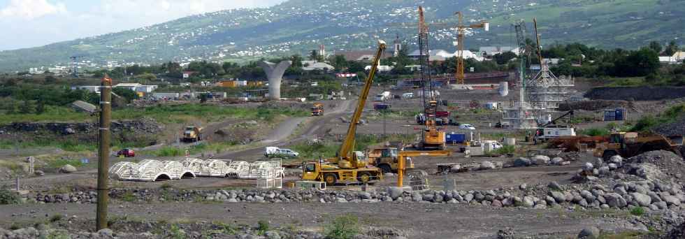 Rivire St-Etienne - travaux de construction du nouveau pont