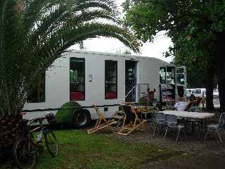 Mdiathque de St-Pierre - Bibliobus aux Jardins de la plage - mai 2011