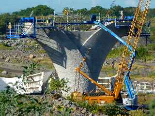 Chantier du nouveau pont sur la rivire St-Etienne