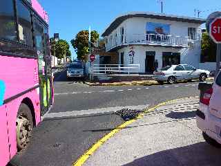 Bus bloqué rue de la Charité à St-Pierre