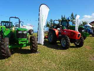 Tracteurs - Saint-Pierre - Terroirs du Sud - Juillet 2011 -