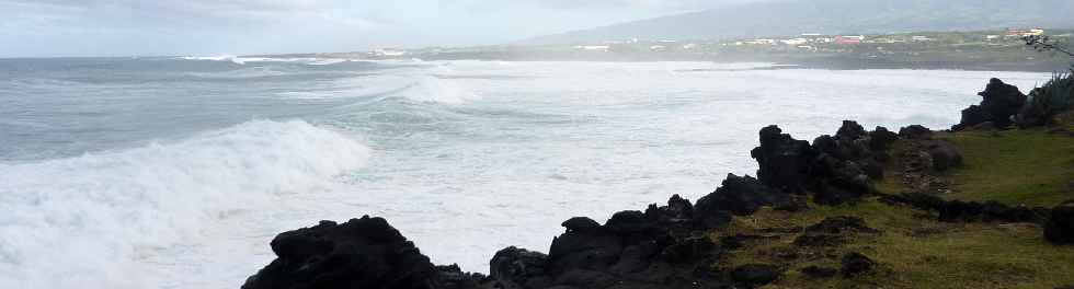 Saint-Pierre - Houle sur le Cap Tuf - Juillet 2011