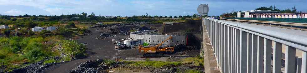 Chantier de construction du pont sur la Rivire Saint-Etienne - Paroi moule