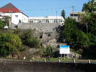 St-Pierre - Escaliers vers la Placette Barbot