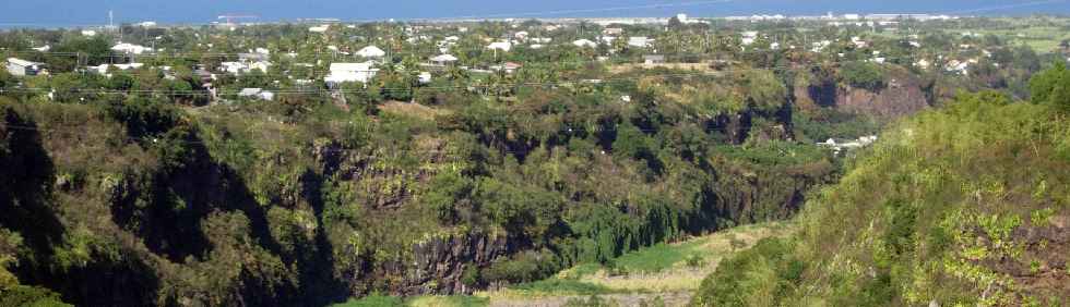 Ravine des Cabris - Pont sur le Bras de la Plaine - Vers le sentier La Corde