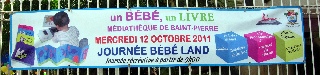 B�b� lecteur � la M�diath�que de St-Pierre