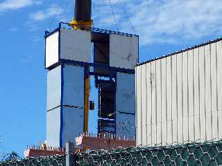 Chantier de la construction du pont sur la rivire St-Etienne - Soudure