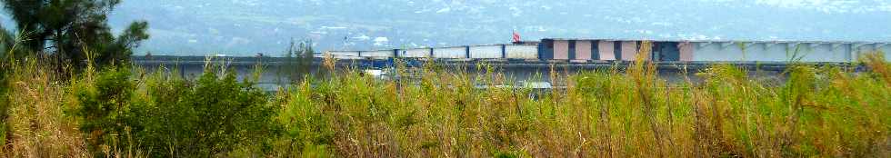 Rivire Saint-Etienne - Chantier du nouveau pont - Avant-bec