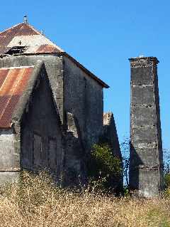 Ancienne usine sucrire de Pierrefonds (974)