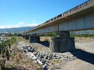 Ancien pont amont sur la rivire St-Etienne