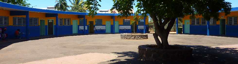Ecole Benjamin Moloïse - Pierrefonds - Saint-Pierre