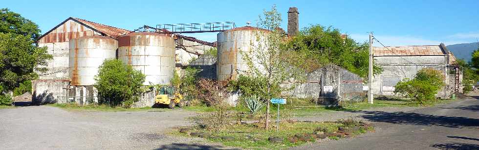 Ancienne usine sucrière de Pierrefonds - Cuves à mélasse