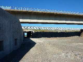 Pont sur la Rivire St-Etienne - Passage sous le radier