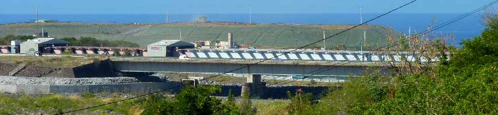 Centre d'enfouissement et nouveau pont sur la Rivire St-Etienne