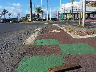 St-Pierre - Gravillons sur piste cyclable