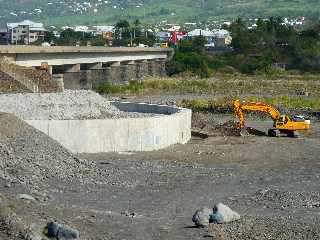 Rivire St-Etienne -  Pont - Mur de rehausse