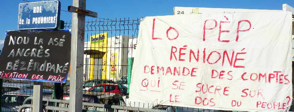 Rue de la Poudrire, le peuple runionnais demande des comptes ...