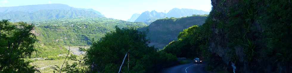 Vers le Bras de Cilaos