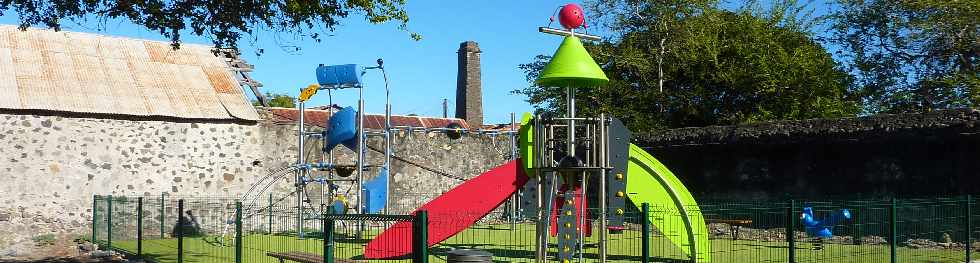 Pierrefonds - Jeux pour enfants