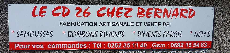 Samoussas - Poulets grills - Chez Bernard CD26 - Pierrefonds