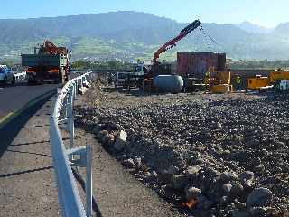 Pierrefonds - Travaux sur RN1 - Jonction avec le pont