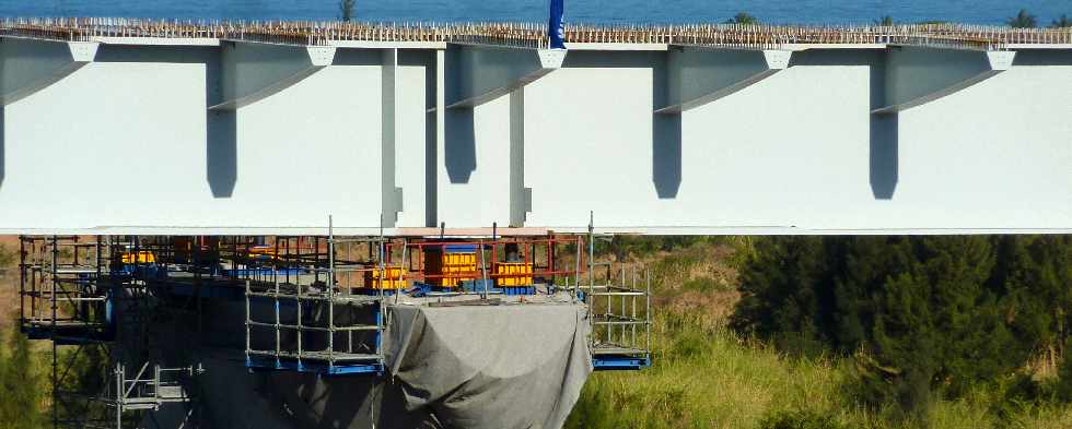 18 juillet 2012 -  Pont sur la Rivire St-Etienne - Calages sur pile 3