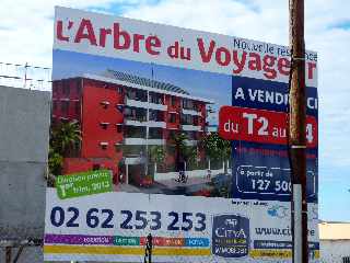 St-Pierre - Casernes - Résidence L'arbre du Voyageur - juillet 2012