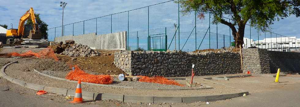 Mur du stade des Casernes en réfection